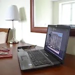 ホテル ワジンコフスキー ワルシャワ