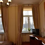 拉齐恩科斯基酒店 酒店 3*