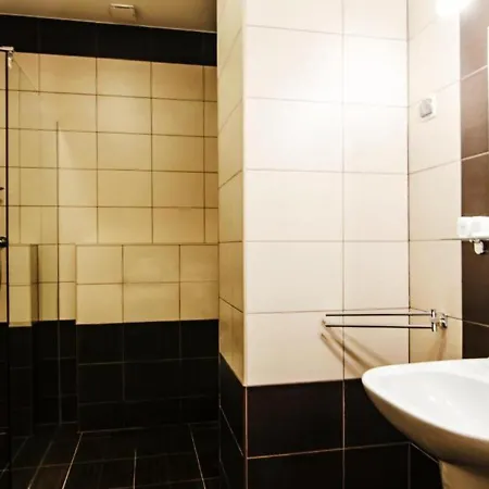 Lazienkowski 3* Varšava