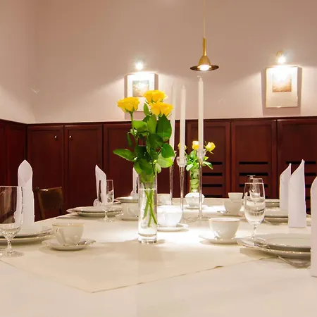 Lazienkowski Hotel Varšava