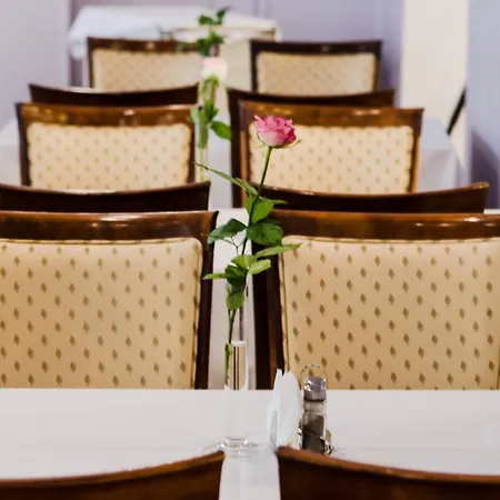 Hotel Lazienkowski 3*