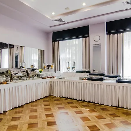 Hotel Lazienkowski Varšava