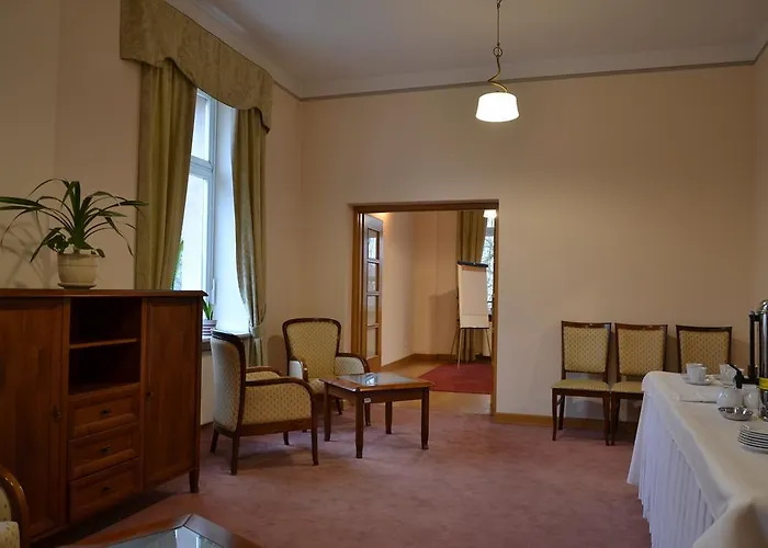 Hotel Lazienkowski 3*