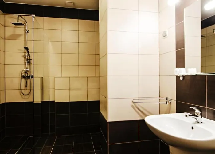 Lazienkowski 3* Warsaw