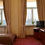 Szálloda Lazienkowski 3*