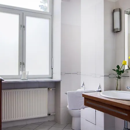 Ξενοδοχείο Lazienkowski 3*