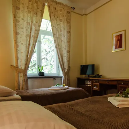 Lazienkowski Ξενοδοχείο